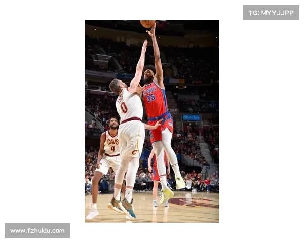 NBA官方播客深度解析赛季焦点话题与球星动态精彩内容回顾 NBA官方播客深度解析赛季焦点话题与球星动态精彩内容回顾